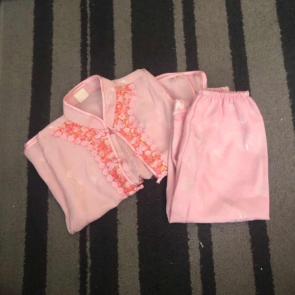 Pink set of traditional Chinese clothing (3Y)